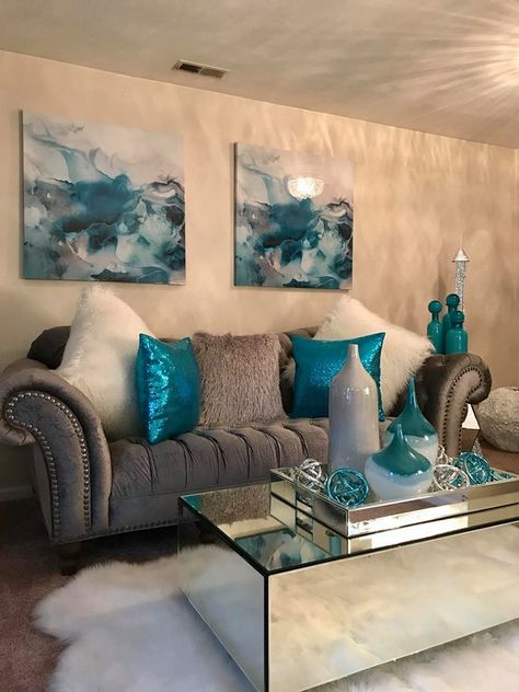 Silver Living Room Decor, Silver Living Room, Living Room Turquoise, Teal Living Rooms, Glam Living Room, Living Room Color Schemes, Room Color Schemes, Living Room Decor Cozy, Decor Home Living Room