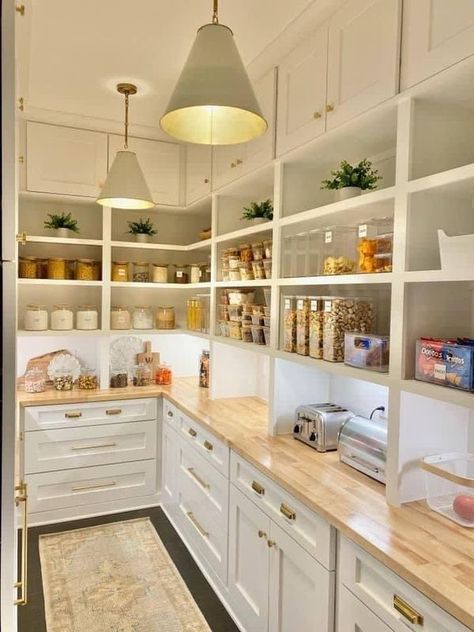 Nicole Gates Nicole Gates, Walk In Pantry Ideas, Pantry Renovation, Pantry Closet Design, Kitchen Butlers Pantry, Pantry Layout, House Pantry, Pantry Inspiration, Pantry Decor