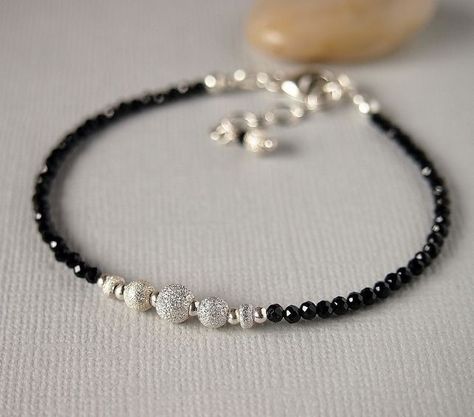 Black Silver Anklets, Silver Black Beads Anklets, Silver Bracelet Design For Women, Gemstone Bracelet Ideas, Black Beads Anklets, Bracelet Ideas Silver, Gemstone Bracelets Ideas, Black Bracelet Women, Silver Hand Bracelet