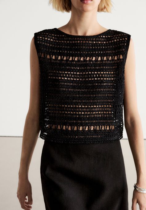 Massimo Dutti SLEEVELESS - Top - black Débardeurs Au Crochet, Black Crochet Top, Free Crochet Bag, Crochet Tops Free Patterns, Crochet Dress Pattern, Crochet Applique, Crochet Blouse, Crochet Crop Top, Black Crochet