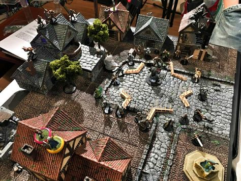 I wish I had the time and money to have setups like this. This is Matt Mercer's setup from a few weeks back on Critical Role #dnd #criticalrole Dnd Setup, Dnd Horror, Matt Mercer, Dnd Table, Liam O Brien, Dice Goblin, Dnd Terrain, Dm Screen, D&d Minis