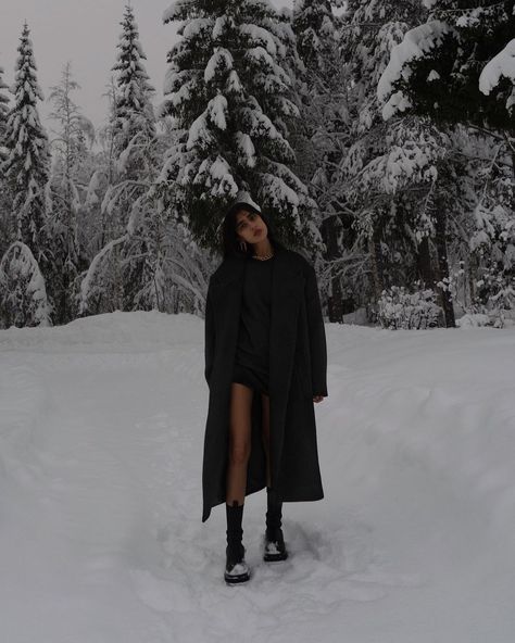 Christmas Moodboard, Chunky Flats, Outfits Cold, Winter Outfits Cold, Winter Vibes, Christmas Inspo, Jingle Bell, Wool Coat, Rocker