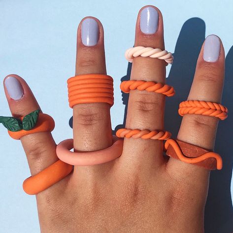 Orange Ring Aesthetic, Fimo Rings, Fimo Ring, Clay Easy, Diy Clay Rings, Clay Ring, Orange Ring, Clay Rings, Tiktok Aesthetic