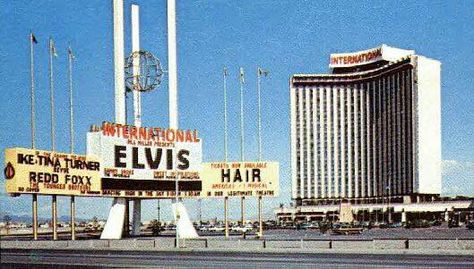 Viva Las Vegas! 1970 @ The International Hotel....Elvis! Elvis Presley Las Vegas, Las Vegas Hilton, Old Vegas, Uss Arizona, Ike And Tina Turner, The Osmonds, Vegas Hotel, Vegas Casino, Casino Chips