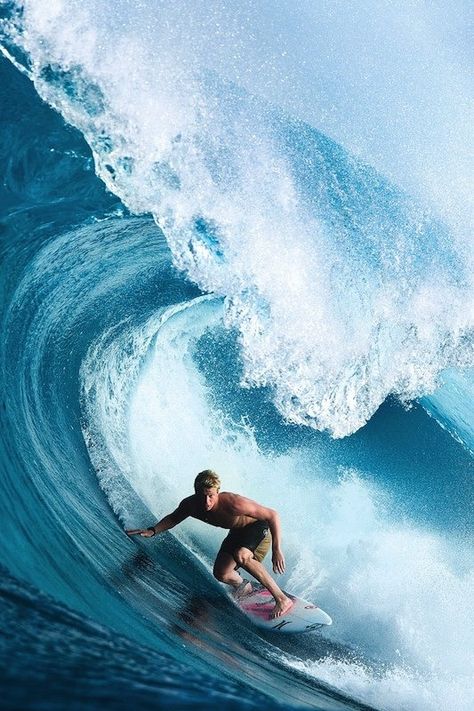 Surfing Magazine, Beach Wall Collage, Big Wave Surfing, Photo Deco, Surf Vibes, Surfing Photos, Surf Poster, Surfer Magazine, Surfing Pictures