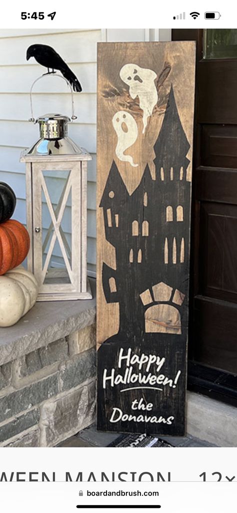 Diy Painted Halloween Signs, Halloween Porch Boards, Halloween Wood Signs Diy, Diy Halloween Porch Sign, Board And Brush Signs Ideas, Halloween Porch Signs Diy, Halloween Boards Signs, Diy Halloween Signs Wood, Porch Boards Signs