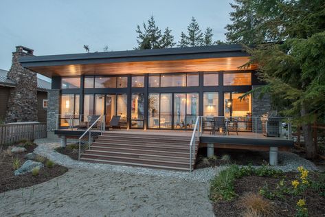 Beach Drive, Beachfront Cottage, Camano Island, Modern Lake House, Waterfront Cottage, Modern Renovation, Modern Barn Door, Haus Am See, Studios Architecture