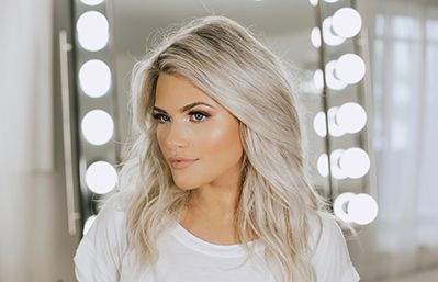 Witney Carson Rashad Jennings, Whitney Carson, Dancing With The Stars Pros, Witney Carson, Star Makeup, Simone Biles, Dance Fashion, Winter Hairstyles, Dancing With The Stars