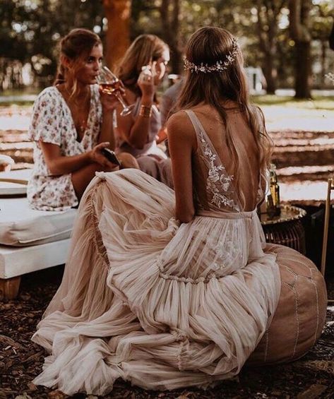 Breath-taking Boho Wedding Dresses Can’t Miss Wedding Dress Backs, Bridesmaid Dresses Boho, Dresses Romantic, Boho Bridesmaid, Back Wedding Dress, Bohemian Wedding Dress, Bohol, Bohemian Bride, Dresses Dresses