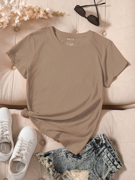 Camiseta Casual Feminina de Manga Curta com Gola Redonda e Cor Sólida para o Verão Marrom Claro Casual  Manga Curta Tecido Simples  Elasticidade Baixa  Women Clothing, size features are:Bust: ,Length: ,Sleeve Length: Basic Tee Shirts, Coords Set, Brown Shirt, Outfit Design, Mocha Brown, Solid Color Shirt, Plain Tshirt, Casual T Shirt, Casual T Shirts