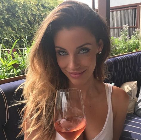 Eveleigh 20170210 Jessica Lowndes Instagram Map - GALUXSEE Jessica Lowndes, Jessica Rose, Glass Of Wine, Face Hair, Rose Wine, Travel Destinations, Wine, Map, Celebrities