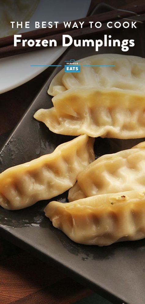 Chinese Chicken Dumplings, Asian Dumpling Recipe, Pot Stickers Recipe, How To Cook Dumplings, Frozen Potstickers, Kitchen Knowledge, Potstickers Recipe, Quick Foods, Japanese Dumplings