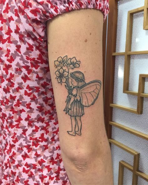 Ula on Instagram: “Little cute fairy for lovely Mikayla. 💫 A reminder of love and magic.✨ Thank you so much for your trust and sharing your sweet story with…” Twin Tattoos, Sweet Stories, Cute Fairy, Tat Ideas, Little Tattoos, Cute Tattoos, Thank You So Much, Geometric Tattoo, Tatting