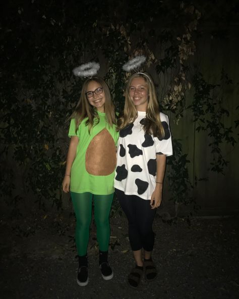 holy guacamole and holy cow! Holy Cow Halloween Costume, Holy Guacamole Costume, Cow Couple Costume, Holy Cow Costume, Diy Cow Costume, Work Costumes, Cow Halloween Costume, Friend Halloween Costumes, Cow Halloween