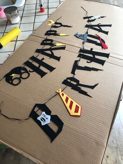 Birthday Party Decorations Harry Potter, Harry Potter Party Banner, Harry Potter Diy Birthday Decorations, Harry Potter Cricut Projects Birthday, Diy Harry Potter Backdrop, Harry Potter Birthday Party Decorations Diy, Diy Harry Potter Banners, Harry Potter Happy Birthday Banner, Harry Potter Shirts Birthday