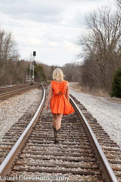 Railroad Tracks Graduation Railroad Senior Pictures, High School Graduation Photos, Senior Pictures Hairstyles, Photography Graduation, Senior Pictures Music, Volleyball Senior Pictures, Senior Picture Props, College Senior Pictures, Shots Photography