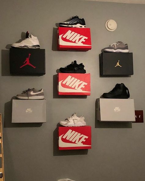 Shoe Box On Wall Display, Jordan Boxes On Wall, Shoe Shelf Nike, Nike Shoe Box Wall, Show Boxes On Wall, Sneaker Boxes On Wall, Shoe Box Wall, Shoe Boxes On Wall, Sneakerhead Bedroom