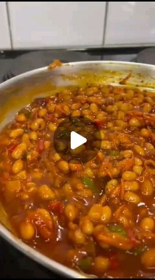 kidibone on Instagram: "Yum, yum here's a recipe for the famous side Chakalaka By:@izandlazentombi Please follow, like and share with your friends and family ❤️ #chakalaka #fy #reels" Kalalou Recipe, Chakalaka Recipe, Frosting Recipes Easy, Tastemade Recipes, Bean Salad, March 17, Like And Share, Frosting Recipes, What To Cook