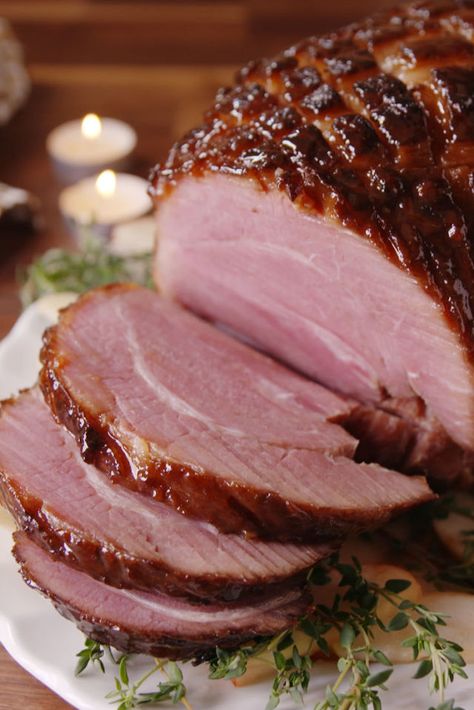 Perfect Glazed Ham Christmas Ham Recipes, Ham Dishes, Ham Glaze Recipe, Holiday Ham, Christmas Dinner Menu, Christmas Ham, Glazed Ham, Ham Recipe, Xmas Dinner