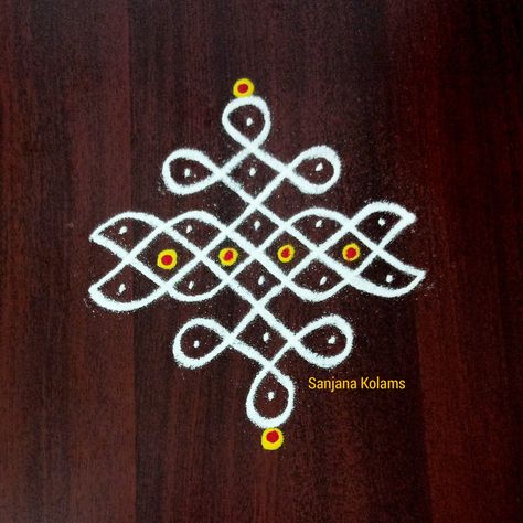 Dots Muggulu, Pattern Design Drawing, Easy Rangoli Designs Videos, Very Easy Rangoli Designs, Rangoli Designs Photos, Rangoli Designs Simple Diwali, Rangoli Side Designs, Simple Flower Design, Rangoli Designs Latest