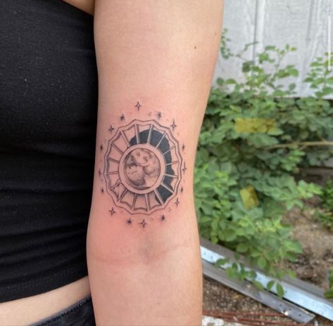 Mac Miller Divine Feminine Tattoo, The Divine Feminine Tattoo, Divine Tattoo, Divine Feminine Tattoo, Mac Miller Tattoos, H Tattoo, Feminine Tattoo, Classy Tattoos, Badass Tattoos