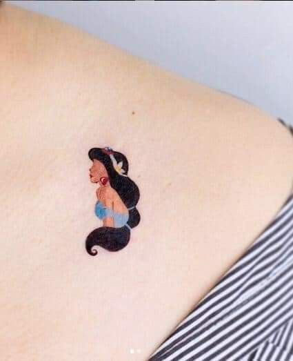 Tiny Disney Tattoo, Aladdin Tattoo, Disney Tattoo Ideas, Cute Disney Tattoos, Tattoos Disney, Jasmine Tattoo, Mickey Tattoo, Snoopy Tattoo, Disney Princess Tattoo