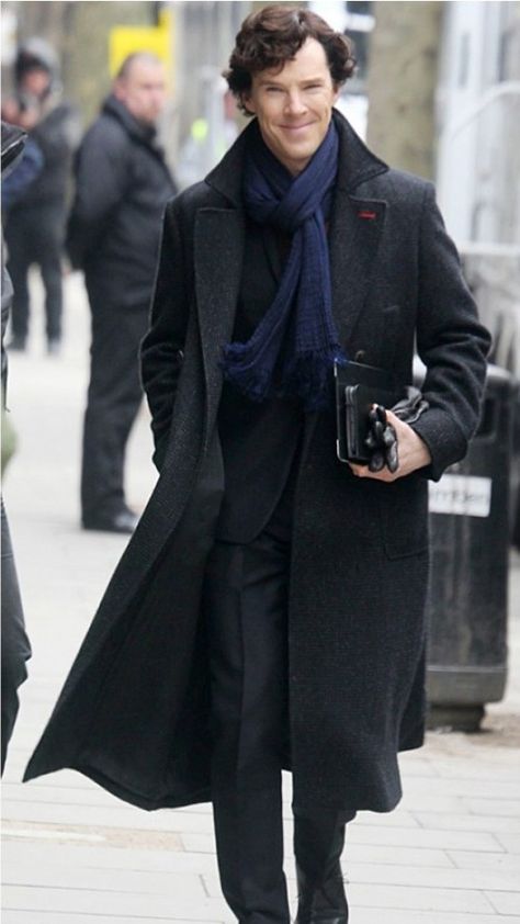 Sherlock Outfit, Sherlock Holmes Costume, Sherlock Coat, Sherlock Holmes Benedict, Long Coat Men, Sherlock Holmes Benedict Cumberbatch, Benedict Sherlock, Overcoat Men, Benedict Cumberbatch Sherlock