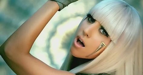 Lady Gaga Poker Face, Lady Gaga Lyrics, Lady Gaga Makeup, Lady Gaga Photos, Poker Face, Technology Fashion, Celebrity Lifestyle, Music Entertainment, Elton John