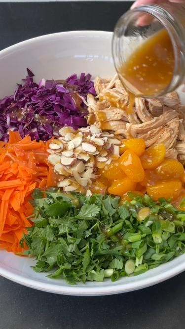 AMAZING salad recipe. Asian-inspired sesame chicken salad + sesame ginger dressing 🤤