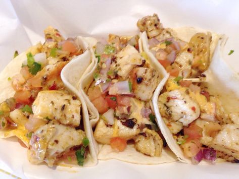 After finishing you will attain an excellent concept to equip a melodious recipe. By this writing, we push to provide you the grand and first-hand indications easily to make this sounding delicious Buffalo Wild Wings Street Tacos Recipe. About Buffalo Wild Wings Street Tacos Recipe Buffalo Wild Wings Street Tacos Recipe is not only savory in eating but also easy-cooking. It is delicious that can create rotating in mind for preparation and serviced regularly. Its extra flavor promotes your appeti Confetti Casserole, Buffalo Wild Wings Street Tacos, Buffalo Wild Wings Street Tacos Recipe, Buffalo Wild Wings Chicken, Street Tacos Recipe Chicken, Street Tacos Recipe, Chicken Street Tacos, Street Taco Recipe, Wings Chicken