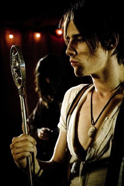 Reeve Carney has some amazing photos too. He is an actor and a recording artist. I would like to do something like this too. We could go classy and gritty Reeve Carney, Penny Dreadful, Dorian Gray, Vintage Carnival, Newsies, Theatre Kid, Recording Artists, Color Of Life, Musical Theatre