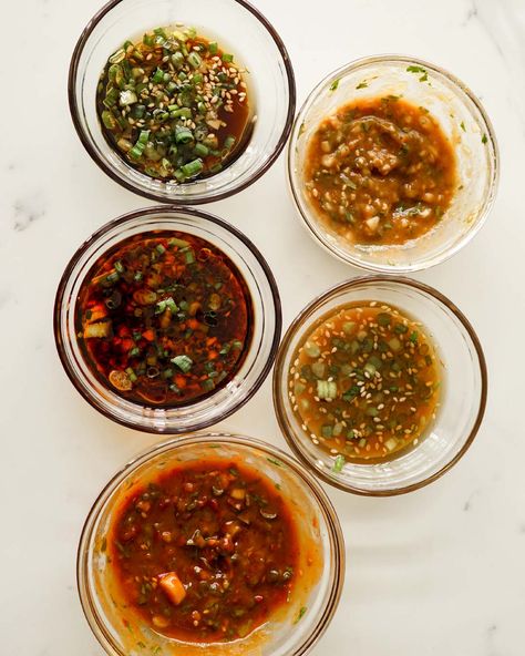 5 Hotpot Dipping Sauces to Try (Updated for 2023!) – Good Maison Hot Pot Dipping Sauce Recipe, Air Fryer Dinners, Chinese Fondue, Communal Dining, Dumpling Sauce, Asian Dipping Sauce, Hot Chili Oil, Hot Pot Recipe, Dip Sauce