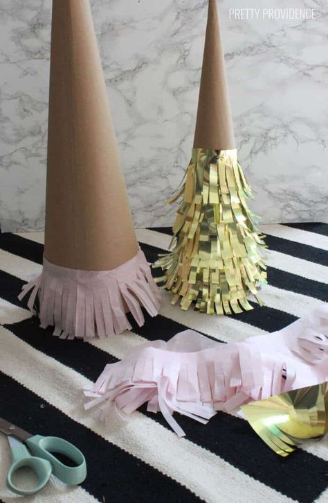 Tissue Paper Fringe, Paper Fringe, Diy Fringe, Fringe Tree, Paper Mache Christmas, Homemade Christmas Decorations, Pink Christmas Decorations, Girl Birthday Themes, Fun Christmas Decorations