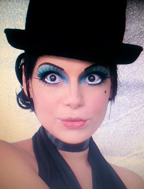 cabaret eyes 1920’s Makeup, Cabaret Makeup, Cabaret Musical, Cabaret Costume, Makeup Collage, 1920s Makeup, Theater Costumes, Play Makeup, Theatre Makeup