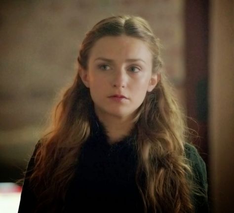 The White Queen - queen Anne Neville Anne Neville The White Queen, Jeyne Poole, The White Queen Starz, Faye Marsay, Anne Neville, Margaret Beaufort, Elizabeth Woodville, Spanish Princess, The White Queen