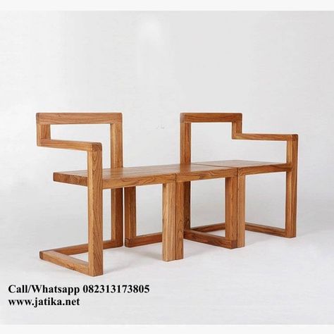 Kursi Teras Unik Modern Kayu Jati Kursi Teras Unik Modern Kayu Jati – Kursi Teras model seperti ini merupakan salah satu produk limited edition yang bisa anda pesan di tempat kami JATIKA MEBEL FURNITURE. Dengan desain yang unik seperti ini tentunya teras rumah anda akan lebih terlihat elegan dan berbeda dengan yang lainnya, selain itu kursi […] Diy Wooden Furniture, Minimalist Diy, Wooden Toys Design, Furnitur Ruang Keluarga, Chair Design Wooden, Wood Toys Plans, Wooden Toys Plans, Furniture Design Wooden, Diy Holz