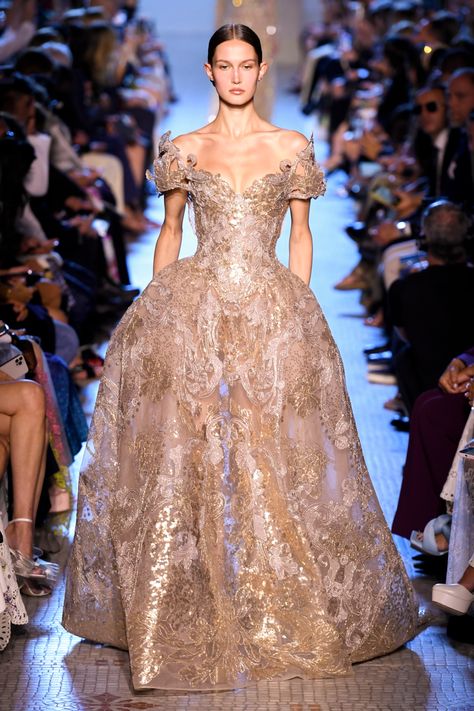 Elie Saab Couture Fall 2023 – WWD Ball Gown Couture, Bridgerton Ball, Ethereal Fashion, Elie Saab Dresses, Elie Saab Gowns, Royal Gowns, Engagement Gowns, Dancing Costumes, Book Fashion