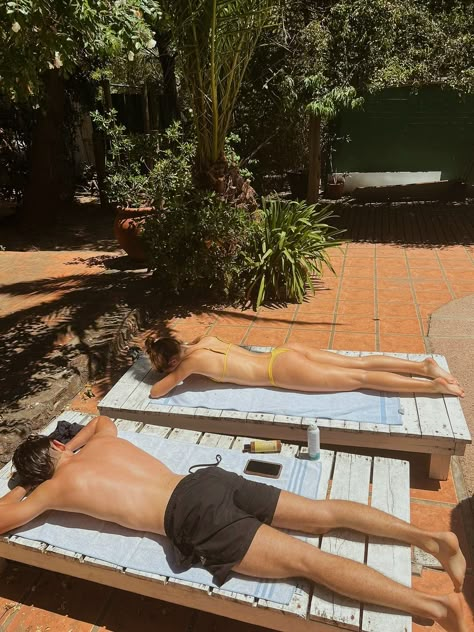 Tan Pool Aesthetic, Summer Plans With Boyfriend, Summer Dating Aesthetic, Couples Summer Aesthetic, Summer Couple Activities, Summer Aesthetic Boyfriend, Summer Goals With Boyfriend, Couple Pool Aesthetic, Pool Couple Aesthetic