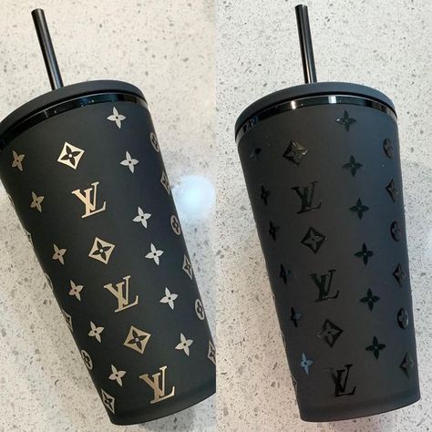 Cricut Tumbler, Clean Drink, Stylish Water Bottles, Cute Water Bottles, Custom Tumbler Cups, Luxe Jewelry, Tumbler Cups Diy, Custom Cups, Starbucks Tumbler