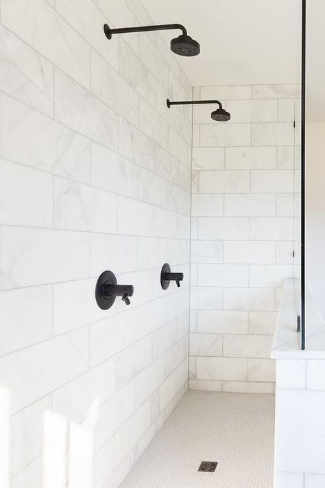 White Tiled Bathroom, Marble Shower Tile, Tiled Bathroom, Small Shower Remodel, Shower Tiles, Farmhouse Shower, Tile Remodel, Marble Showers, Bathroom Shower Tile