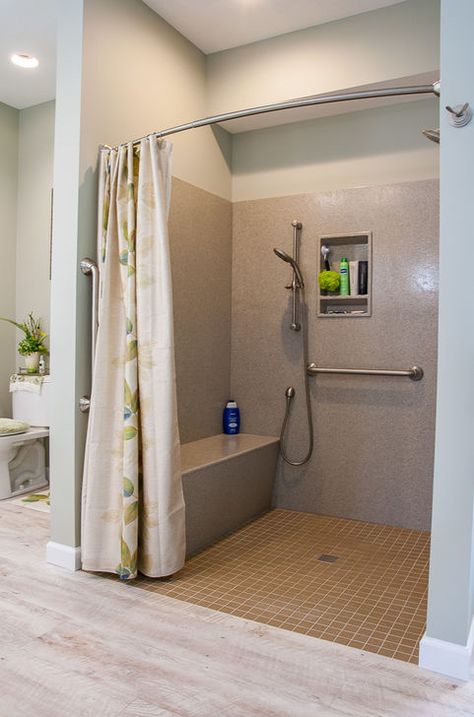 Ada Bathroom Ideas Master Bath, Handi Cap Bathroom Ideas, Aging Bathroom Design, Ada Bedroom Design, Handicapped Accessible Bathrooms, Handicapped Home Ideas, Ada Interior Design, Wheelchair Accessible Bathroom Layout, Disabled Shower Ideas