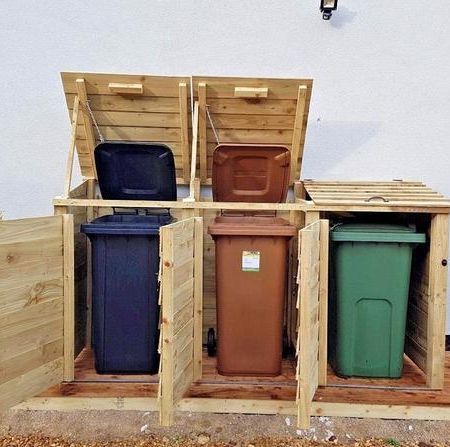 Bin Covers Wheelie, Dustbin Storage Ideas Outdoor, Wheelie Bin Storage Ideas Diy, Rubbish Bin Storage Outdoor, Bin Storage Ideas Wheelie, Garbage Can Enclosure, Bin Store Garden, Wooden Bin, Wheelie Bin Storage