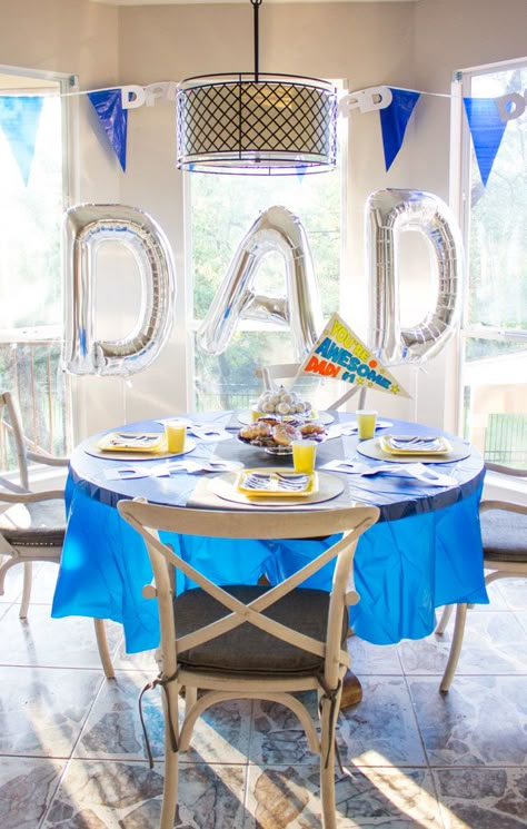 Celebrate dad with a surprise brunch party on Father's Day! Fathers Day Ideas For Husband, Fathers Day Brunch, Birthday Room, Bday Gifts, Diy Father's Day Gifts, Father's Day Diy, Seasonal Decorations, Dad Day, Fathers Day Crafts