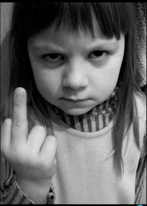 Baby Middle Finger, Middle Finger Picture, Romain Gary, Speak The Truth, Children Photography, Google Chat, Google Images, Something To Do, Blog Post