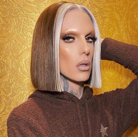 Jeffree Star Snapchat, Jeffree Star Instagram, Jeffery Star, Funny Icons, Makeup News, Favorite Youtubers, White Trash, Jeffree Star Cosmetics, New Makeup