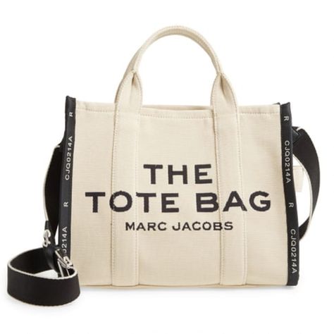 The Marc Jacobs The Summer Canvas Tote Bag The Tot Bag, Marc Jacobs Tote Bag Aesthetic, The Tote Bag Marc Jacobs Outfit, Canvas Tote Bag Outfit, The Marc Jacobs Tote Bag, The Tote Bag Marc Jacobs, Designer Work Bag, My Tote Bag, Marc Jacobs The Tote Bag