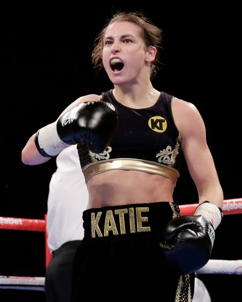 Katie Taylor Boxer, Vintage Boxing Posters, Katie Taylor, Male Vs Female, Vintage Boxing, Ufc Boxing, Female Boxers, Boxing Posters, Female Power