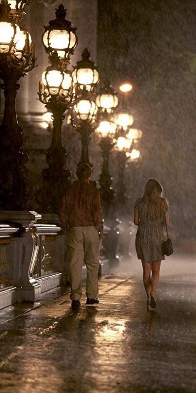 Midnight Lovers Aesthetic, 1920s Love Aesthetic, Midnight In Paris Wallpaper, Paris 1920s Aesthetic, Midnight In Paris Aesthetic, Vintage Parisian Aesthetic, Midnight In Paris Movie, Paris Aesthetic Night, Midnight Paris