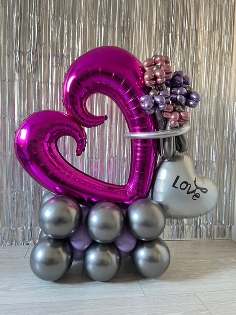 Balloon Bouquet Anniversary, Balloon Bouquet Tutorial, Valentines Backdrops, Valentines Balloons Decorations, Valentines Balloons Bouquet, Valentine Backdrop, Balloons Bouquet, How To Make Balloon, Beautiful Balloons