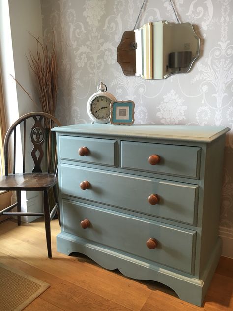 Painting A Chest Of Drawers, Painted Chest Of Drawers Ideas Colour, Chest Of Drawers Makeover Diy, Painted Chest Of Drawers Ideas, Painting Pine Furniture, Frenchic Paint Furniture, Glasgow Flat, Chest Of Drawers Upcycle, Tjhoko Paint